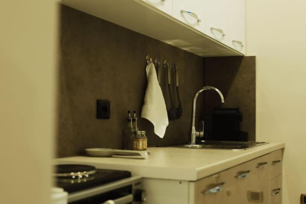 Grandpa House App.1 Apartman Tirana Kültér fotó