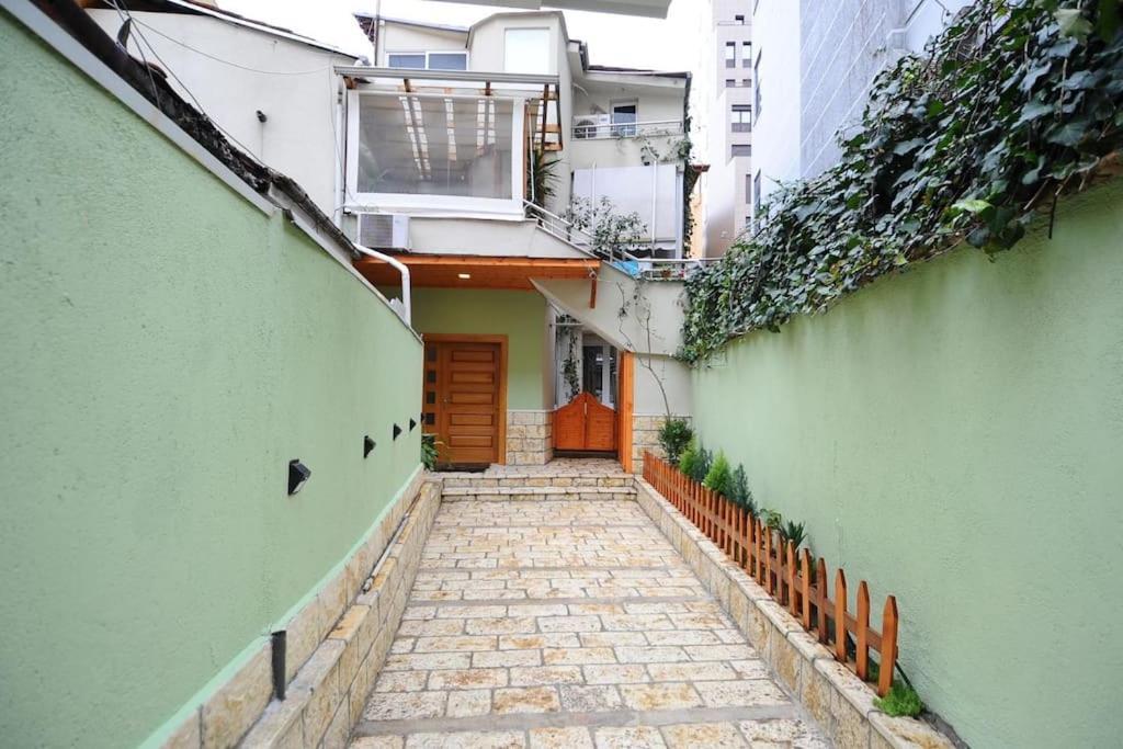 Grandpa House App.1 Apartman Tirana Kültér fotó