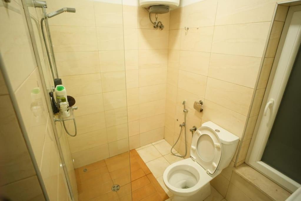 Grandpa House App.1 Apartman Tirana Kültér fotó